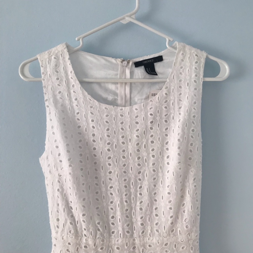 NWT Forever 21 Eyelet Dress